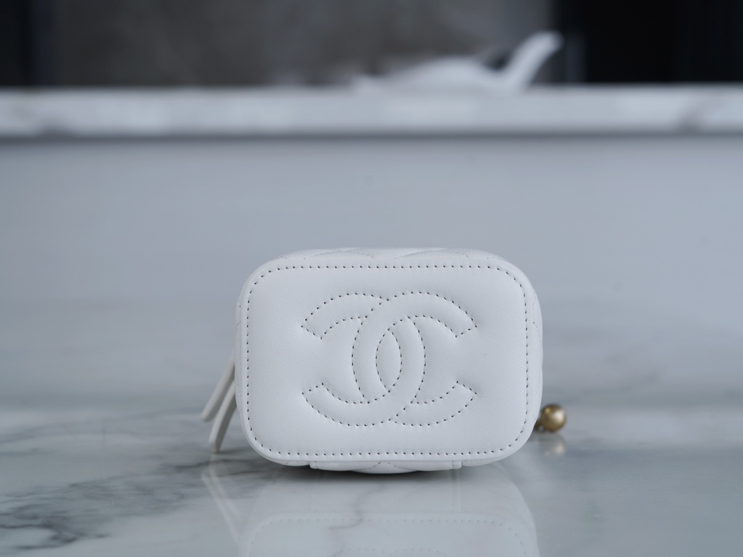 chanel金属球系列 22b新款小盒子 正品皮 白色◽ 图8