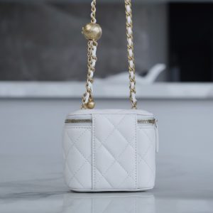chanel金属球系列 22b新款小盒子 正品皮 白色◽ 图2