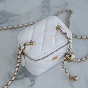 chanel金属球系列 22b新款小盒子 正品皮 白色◽ 图4
