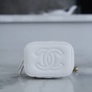 chanel金属球系列 22b新款小盒子 正品皮 白色◽ 图8