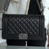 Chanel Leboy 小羊皮黑银中号 图1