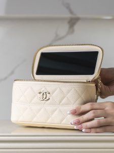Chanel 25c 新款 手柄盒子包 荔枝牛 米白 图7