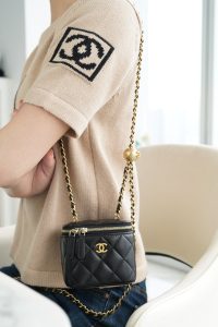 chanel金属球系列 22b新款小盒子 图5