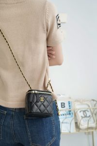chanel金属球系列 22b新款小盒子 图8