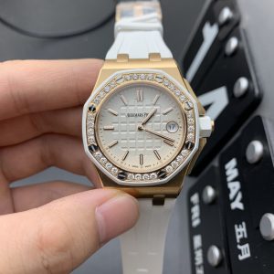 爱彼AP皇家橡树离岸系列 图1