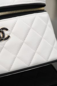 Chanel 26ss隐藏款 熊猫拼色LP盒子包 白色 图4