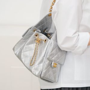 Chanel small hobo 银色 小号 图1