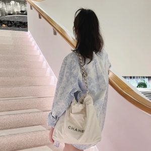 白色银扣 小号 图1