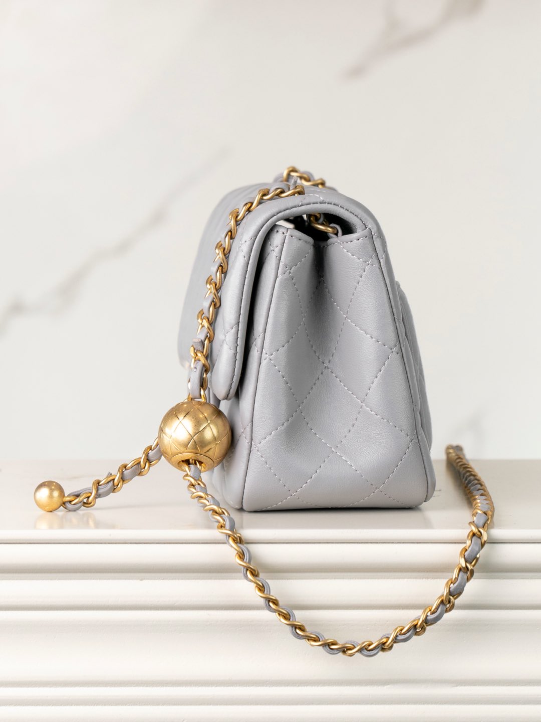 Chanel 金球方胖子 灰蓝色 图5