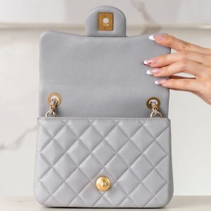 Chanel 金球方胖子 灰蓝色 图6