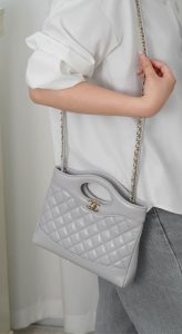 Chanel 31bag mini 浅灰 图4