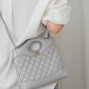 Chanel 31bag mini 浅灰 图5