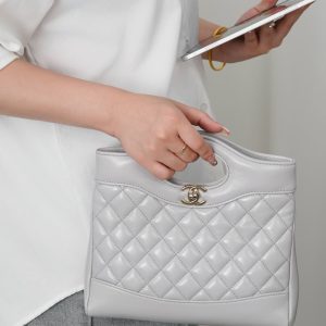 Chanel 31bag mini 浅灰 图7