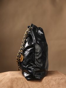 CHANEL 香奈儿 刘雯同款中号金字 22bag系列中号 图4