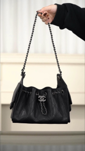 Chanel 26C系列 25bag mini鱼子酱 黑球银 图1