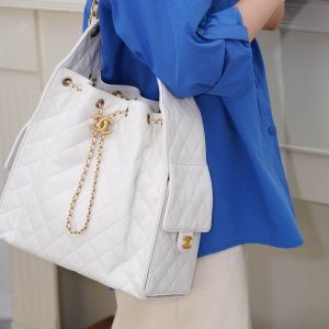 Chanel hobo bag 白色鱼子酱 中号 图9