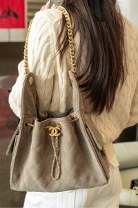 Chanel 灰色麂皮hobo 小号 图8