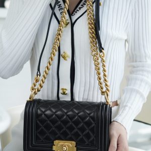 Chanel Leboy 小羊皮黑金 小号 图2