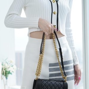 Chanel Leboy 小羊皮黑金 小号 图5