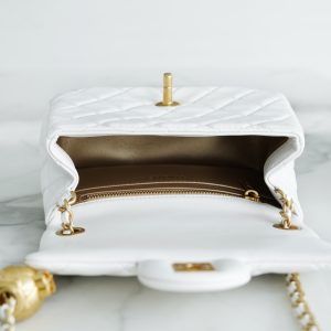 Chanel 金属球方胖子 白色 图3