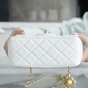 Chanel 金属球方胖子 白色 图8