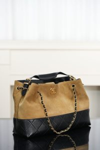 Chanel 25A 高级手工坊 麂皮购物袋 大号 图5