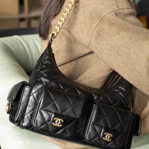 CHAENL 25c 大号嬉皮 hobo bag 黑金 图4