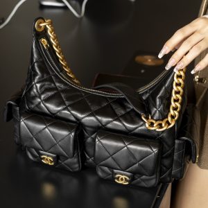 CHAENL 25c 大号嬉皮 hobo bag 黑金 图5