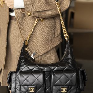 CHAENL 25c 大号嬉皮 hobo bag 黑金 图7