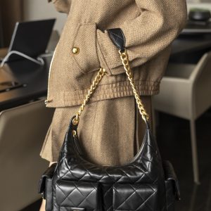 CHAENL 25c 大号嬉皮 hobo bag 黑金 图9