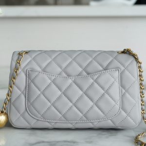 Chanel 王̆̈炸̆̈ CF金属球 大Mini 浅灰色 图3