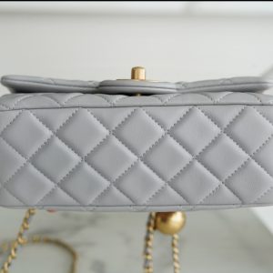 Chanel 王̆̈炸̆̈ CF金属球 大Mini 浅灰色 图6