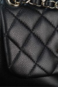 CHANEL 23P新款 Duma双肩 牛皮 中号黑色 图5