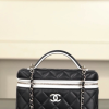 Chanel 26ss隐藏款 熊猫拼色LP盒子包 图1