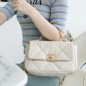 CHANEL BAG 小号 米白 图1