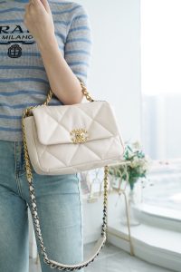 CHANEL BAG 小号 米白 图5