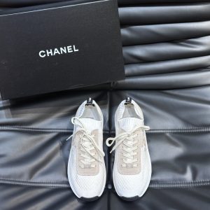CHANEL香奈儿经典款慢跑鞋,男士一体飞织休闲鞋运动鞋,高品质轻便舒适面料,户外休闲均可,配色年轻又有活力,搭配运动装 图1