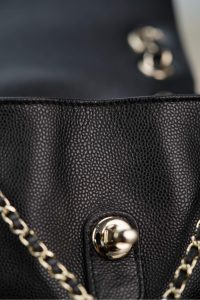 CHANEL 23P新款 Duma双肩 牛皮 中号黑色 图6