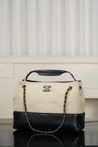 Chanel 26ss熊猫配色 米色帆布购物袋 小号 图5