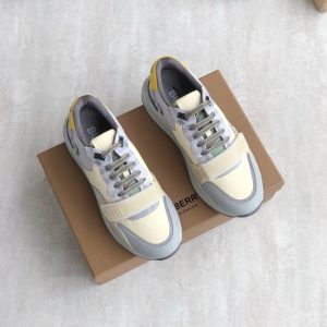 新款 BURBERRY 巴宝莉男鞋 House格纹休闲运动鞋 皮料和包装均为代工厂材料 面是进口牛皮拼接品牌经典英国精纺 图1