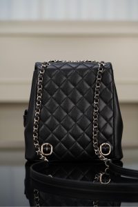 CHANEL 23P新款 Duma双肩 牛皮 中号黑色 图2