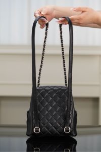 CHANEL 23P新款 Duma双肩 牛皮 中号黑色 图10
