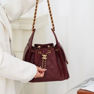 Chanel small hobo 酒红色 小号 图8