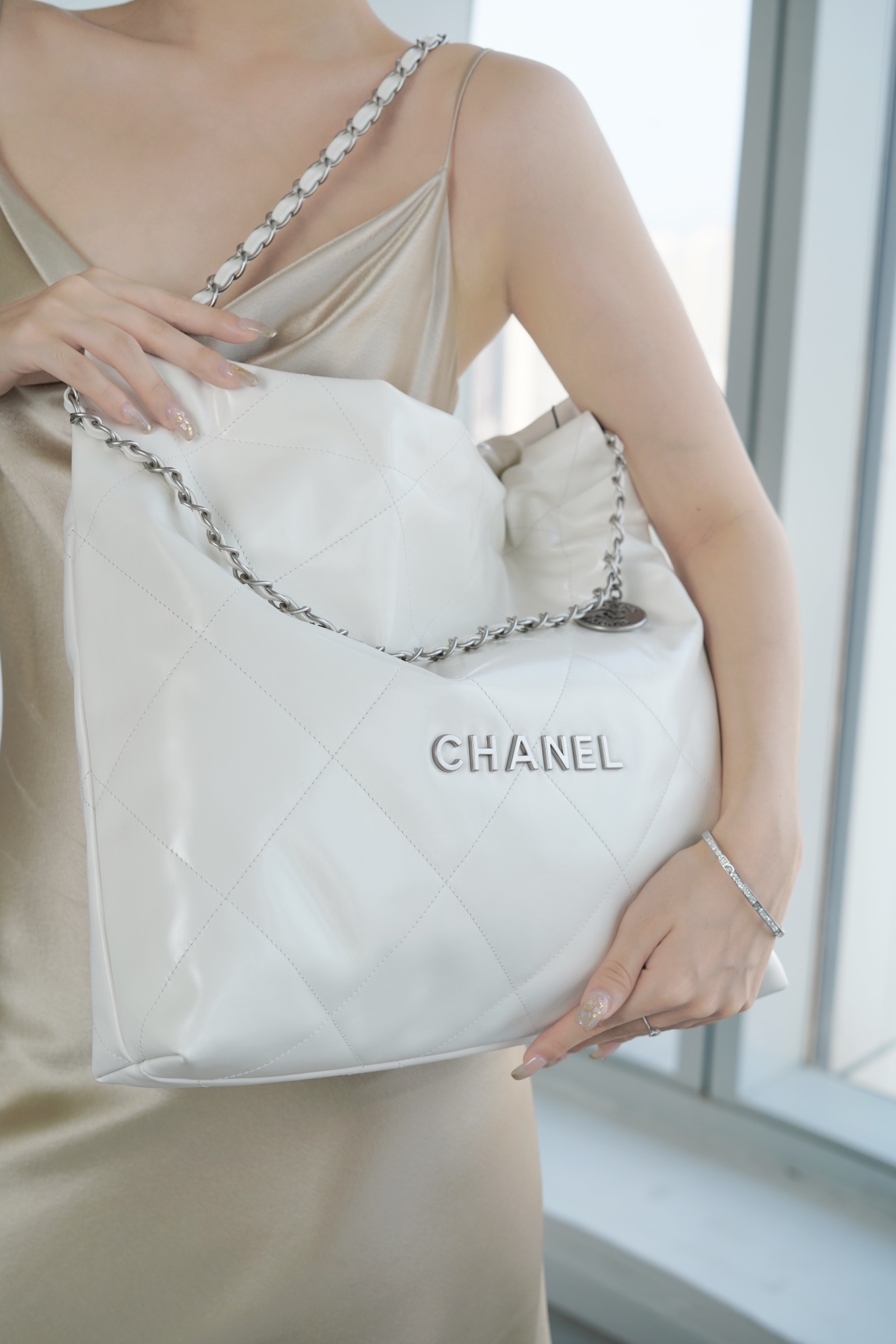白色银扣 中号 图7