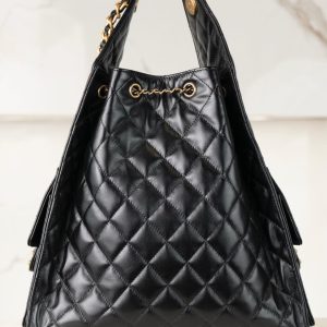 Chanel 嬉皮hobo包 黑金中号 图2