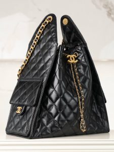 Chanel 嬉皮hobo包 黑金中号 图3