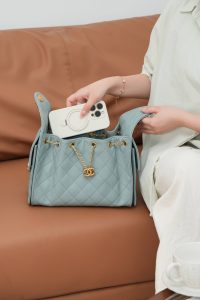 Chanel small hobo 雾霾蓝 鱼子酱 小号 图2