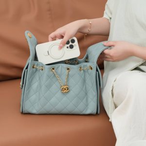 Chanel small hobo 雾霾蓝 鱼子酱 小号 图2