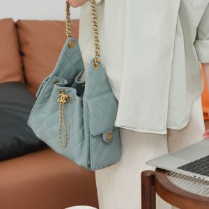 Chanel small hobo 雾霾蓝 鱼子酱 小号 图4