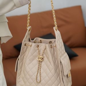 Chanel hobo bag 杏色鱼子酱 中号 图5